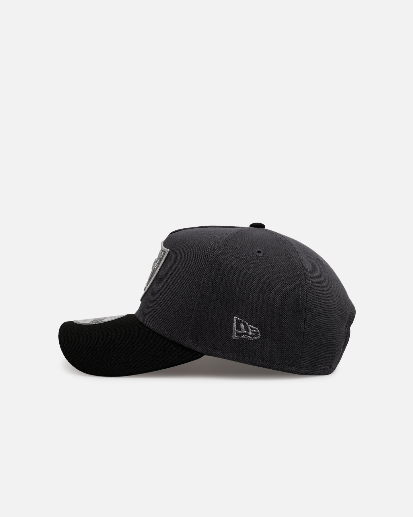 New Era Las Vegas Raiders 'Stealth 2.0' 9FORTY A-Frame Snapback Graphite